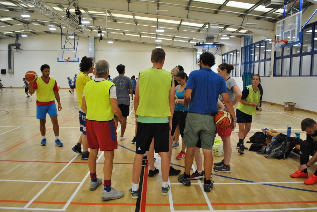 Village Camps International Summer Camp England 2024-07-27 https://www.villagecamps.com/journals_admin/images/2001-9832-DSC_4810.jpg