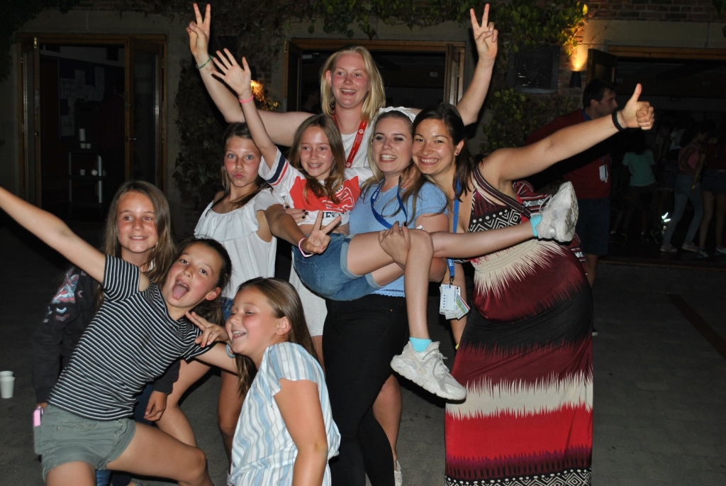 Village Camps International Summer Camp England 2024-07-27 https://www.villagecamps.com/journals_admin/images/2002-5298-DSC_5650.jpg