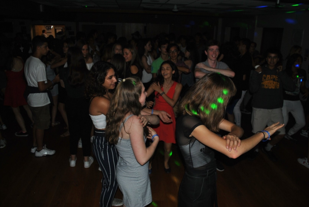 Village Camps International Summer Camp England 2024-07-27 https://www.villagecamps.com/journals_admin/images/2002-5299-DSC_5689.jpg