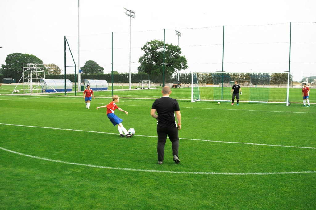 Village Camps International Summer Camp England 2024-07-27 https://www.villagecamps.com/journals_admin/images/2002-6068-_DSC0028.jpg