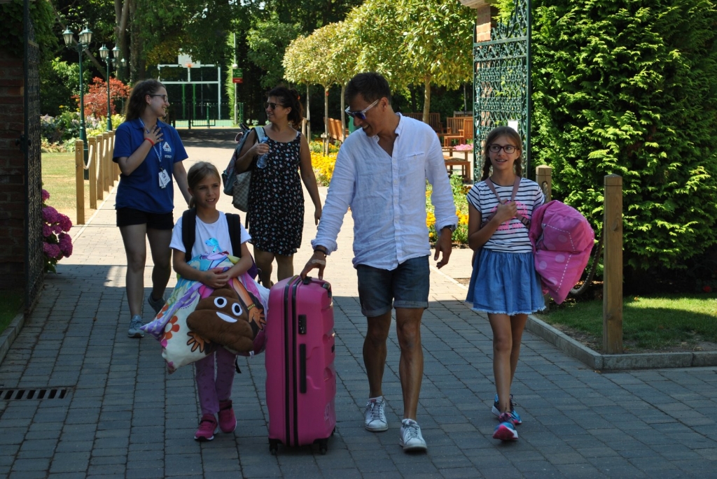 Village Camps International Summer Camp England 2024-07-27 https://www.villagecamps.com/journals_admin/images/2045-3119-DSC_5775.jpg