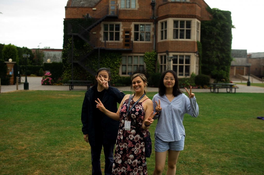 Village Camps International Summer Camp England 2024-07-27 https://www.villagecamps.com/journals_admin/images/2047-0108-_DSC0622.jpg