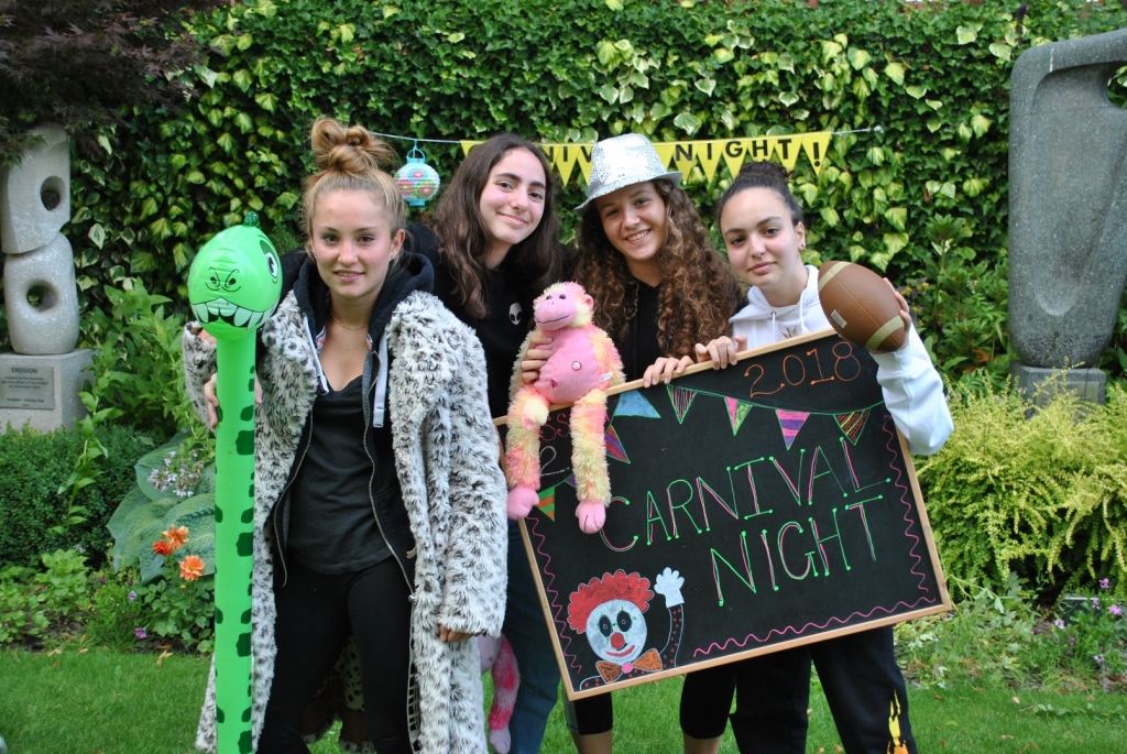 Village Camps International Summer Camp England 2024-07-27 https://www.villagecamps.com/journals_admin/images/2047-0117-DSC_6426.jpg