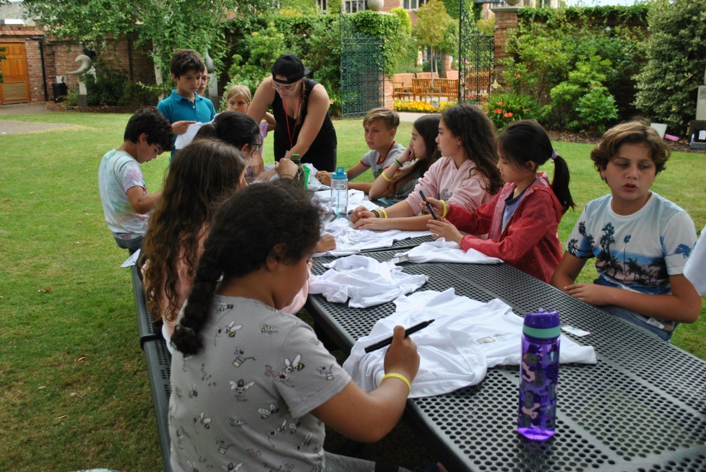 Village Camps International Summer Camp England 2024-07-27 https://www.villagecamps.com/journals_admin/images/2047-0123-DSC_6347.jpg