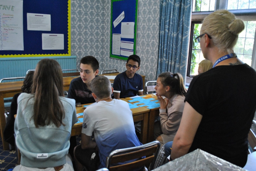 Village Camps International Summer Camp England 2024-07-27 https://www.villagecamps.com/journals_admin/images/2048-5752-DSC_6687.jpg