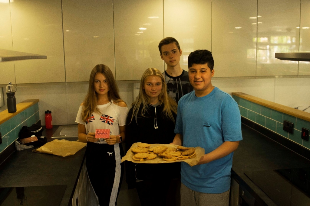 Village Camps International Summer Camp England 2024-07-27 https://www.villagecamps.com/journals_admin/images/2050-4447-_DSC1249.jpg