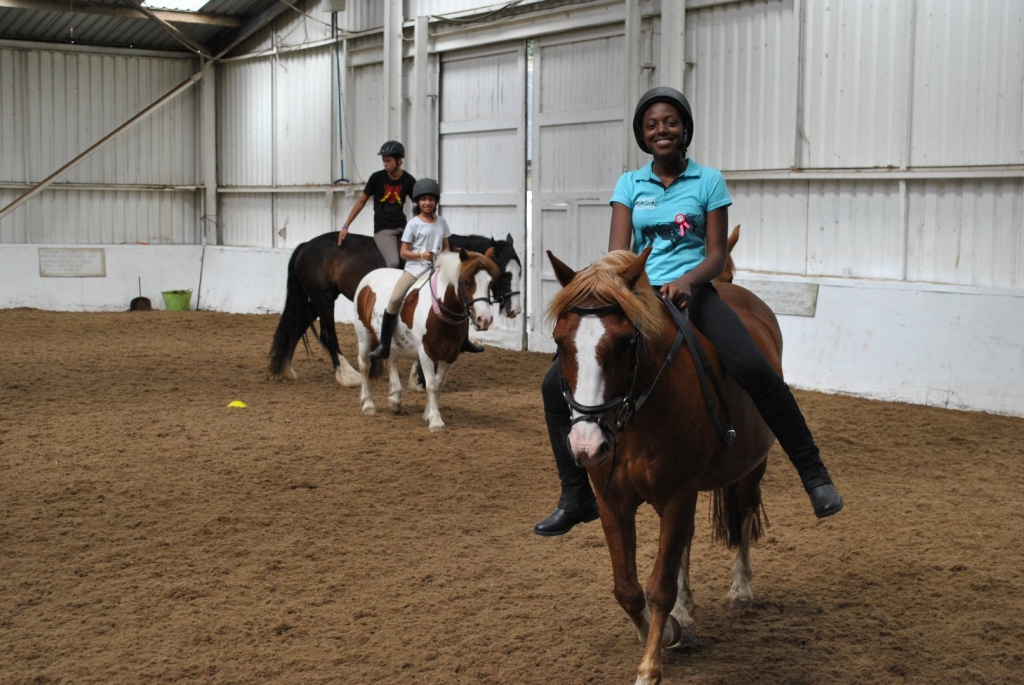 Village Camps International Summer Camp England 2024-07-27 https://www.villagecamps.com/journals_admin/images/2050-4461-DSC_7270.jpg