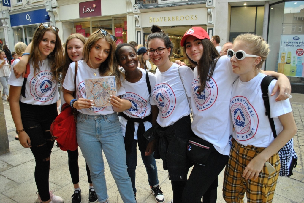 Village Camps International Summer Camp England 2024-07-27 https://www.villagecamps.com/journals_admin/images/2052-8062-DSC_7577.jpg