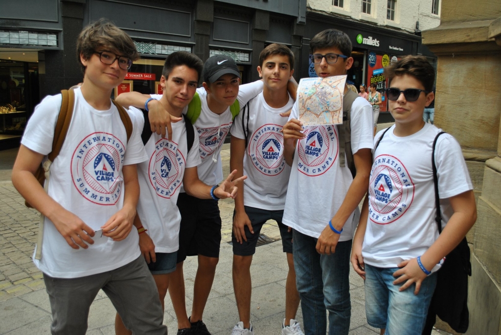 Village Camps International Summer Camp England 2024-07-27 https://www.villagecamps.com/journals_admin/images/2052-8062-DSC_7580.jpg