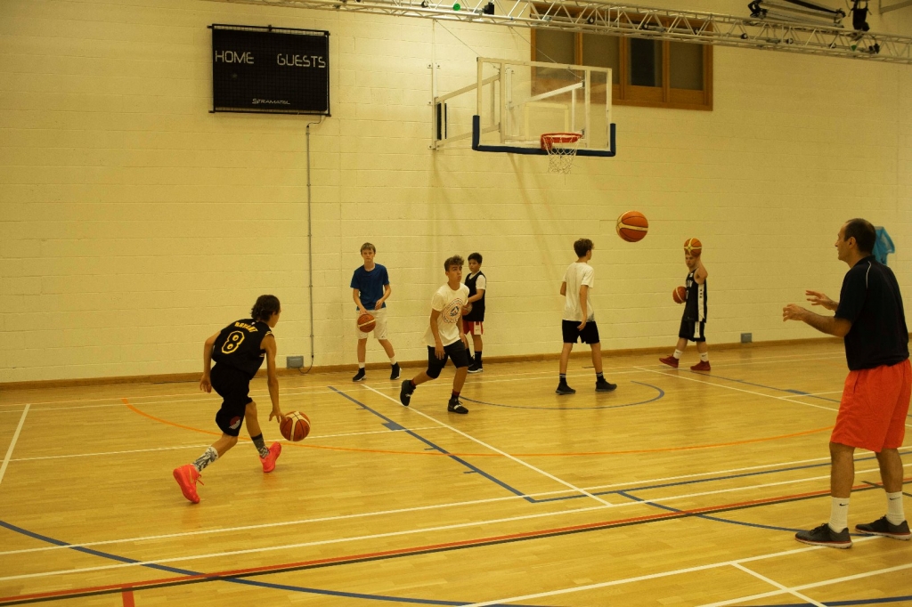 Village Camps International Summer Camp England 2024-07-27 https://www.villagecamps.com/journals_admin/images/2053-8295-_DSC1448.jpg