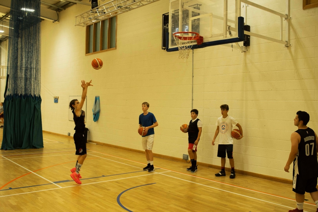 Village Camps International Summer Camp England 2024-07-27 https://www.villagecamps.com/journals_admin/images/2053-8295-_DSC1450.jpg