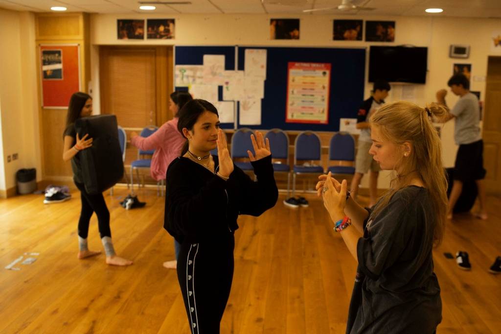 Village Camps International Summer Camp England 2024-07-27 https://www.villagecamps.com/journals_admin/images/2053-8299-_DSC1531.jpg