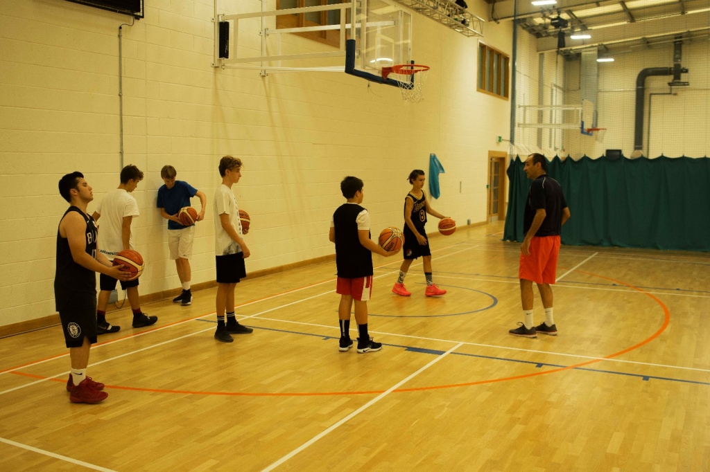 Village Camps International Summer Camp England 2024-07-27 https://www.villagecamps.com/journals_admin/images/2053-8302-_DSC1463.jpg