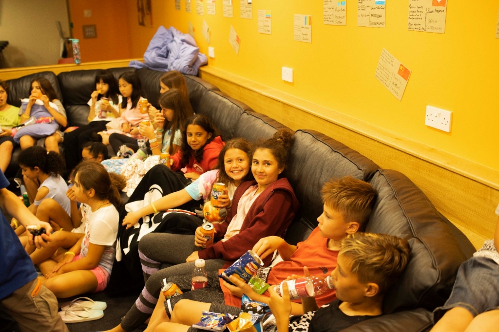 Village Camps International Summer Camp England 2024-07-27 https://www.villagecamps.com/journals_admin/images/2053-8304-_DSC1545.jpg