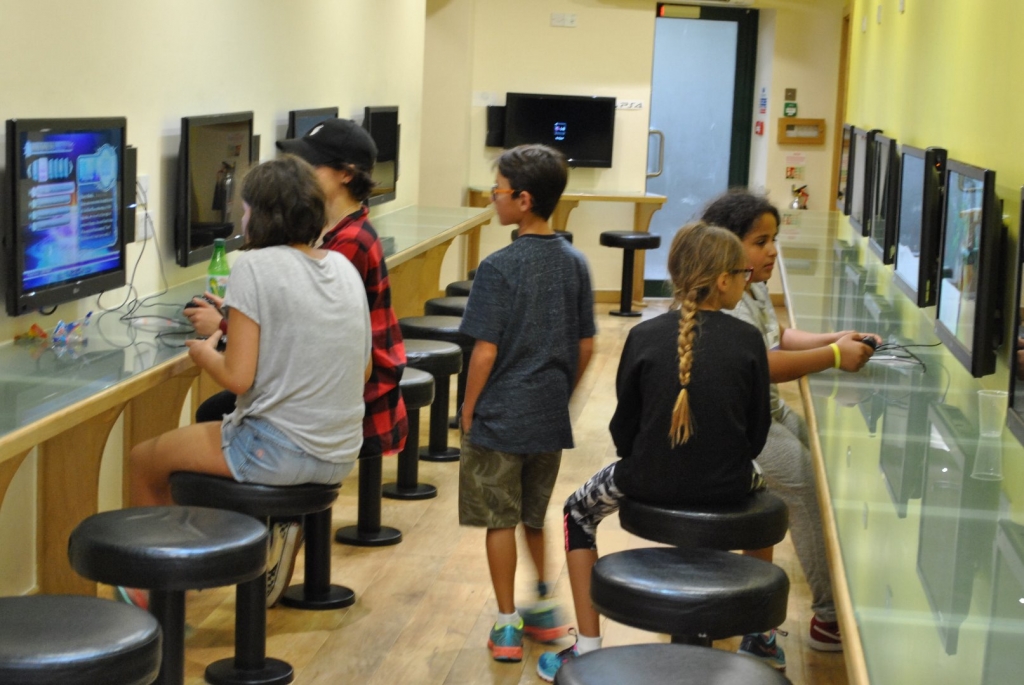 Village Camps International Summer Camp England 2024-07-27 https://www.villagecamps.com/journals_admin/images/2056-9588-DSC_8675.jpg