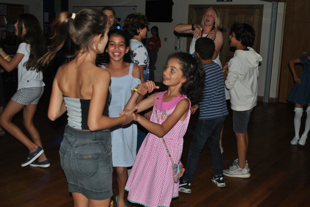 Village Camps International Summer Camp England 2024-07-27 https://www.villagecamps.com/journals_admin/images/2057-2446-DSC_9073.jpg