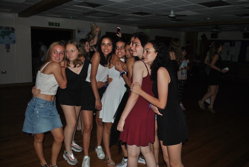 Village Camps International Summer Camp England 2024-07-27 https://www.villagecamps.com/journals_admin/images/2057-2447-DSC_9101.jpg