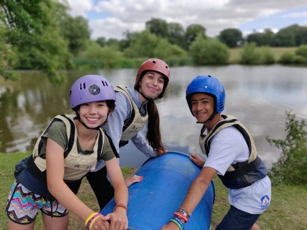 Village Camps International Summer Camp England 2024-07-27 https://www.villagecamps.com/journals_admin/images/2090-5422-IMG-20180801-WA0031.jpg