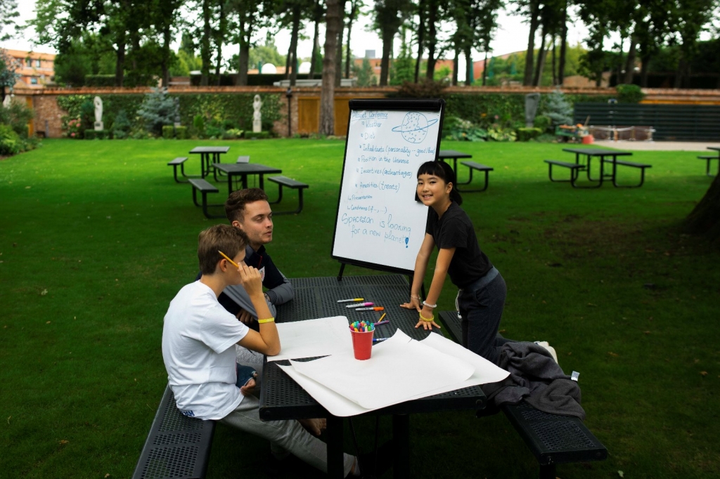 Village Camps International Summer Camp England 2024-07-27 https://www.villagecamps.com/journals_admin/images/2095-6969-_DSC3630.jpg