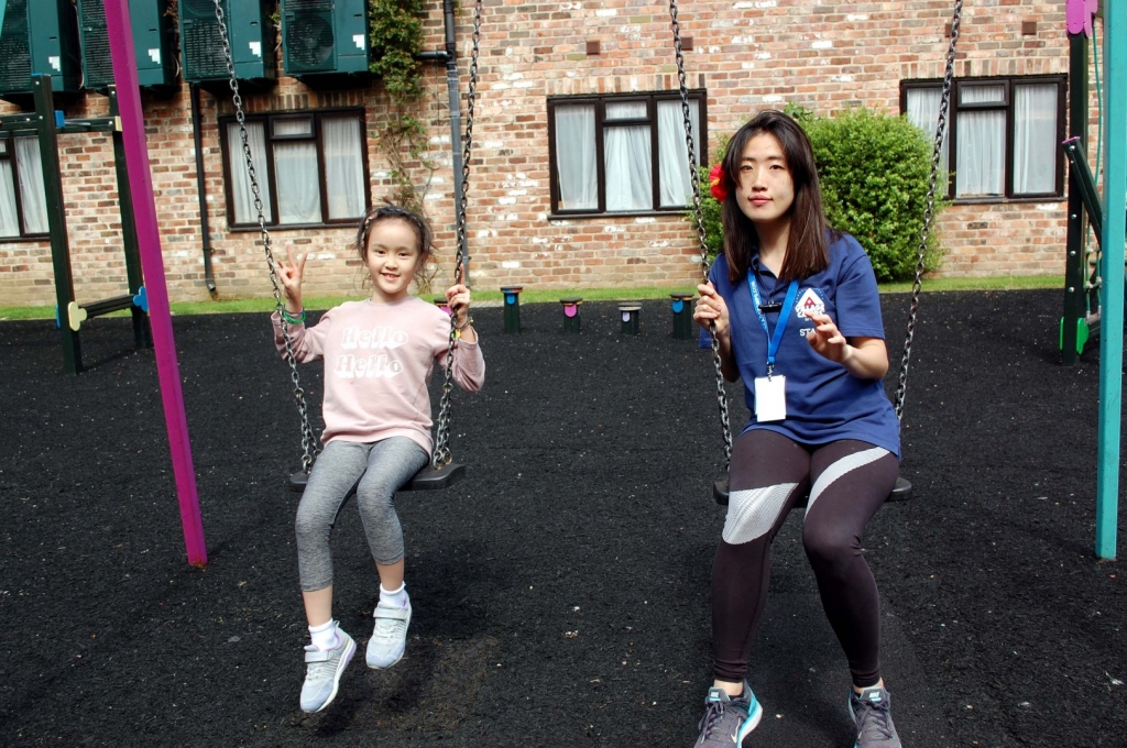 Village Camps International Summer Camp England 2024-07-27 https://www.villagecamps.com/journals_admin/images/2210-7233-33.jpg