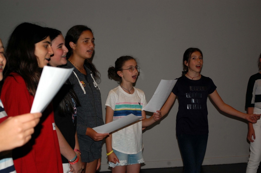 Village Camps International Summer Camp England 2024-07-27 https://www.villagecamps.com/journals_admin/images/2211-4140-41.jpg