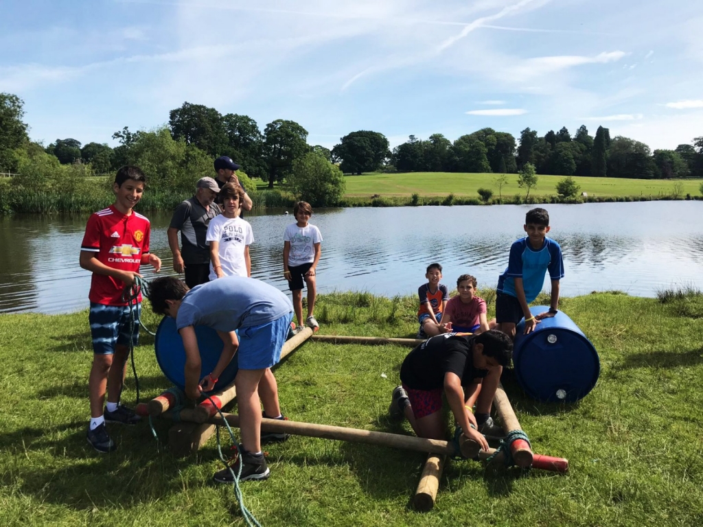 Village Camps International Summer Camp England 2024-07-27 https://www.villagecamps.com/journals_admin/images/2213-8730-110.jpg