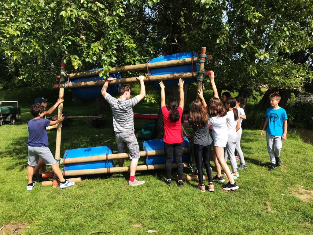 Village Camps International Summer Camp England 2024-07-27 https://www.villagecamps.com/journals_admin/images/2213-8730-111.jpg