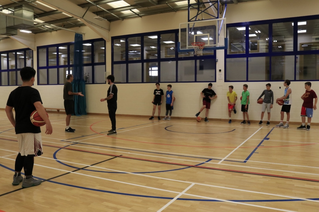 Village Camps International Summer Camp England 2024-07-27 https://www.villagecamps.com/journals_admin/images/2214-7250-_MG_1938.jpg