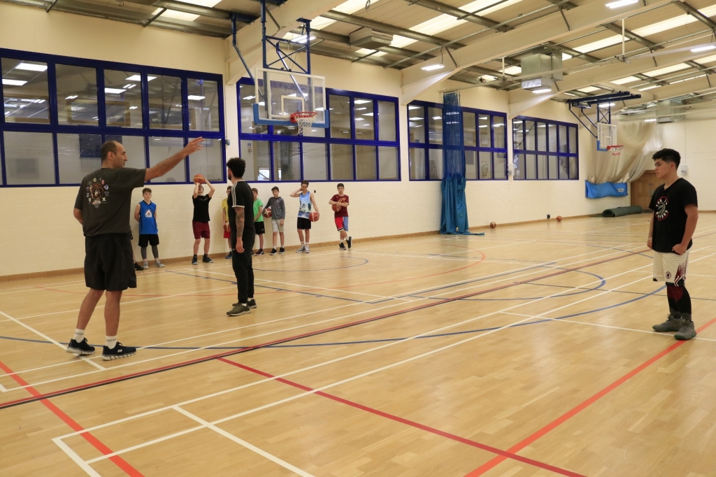 Village Camps International Summer Camp England 2024-07-27 https://www.villagecamps.com/journals_admin/images/2214-7250-_MG_1958.jpg