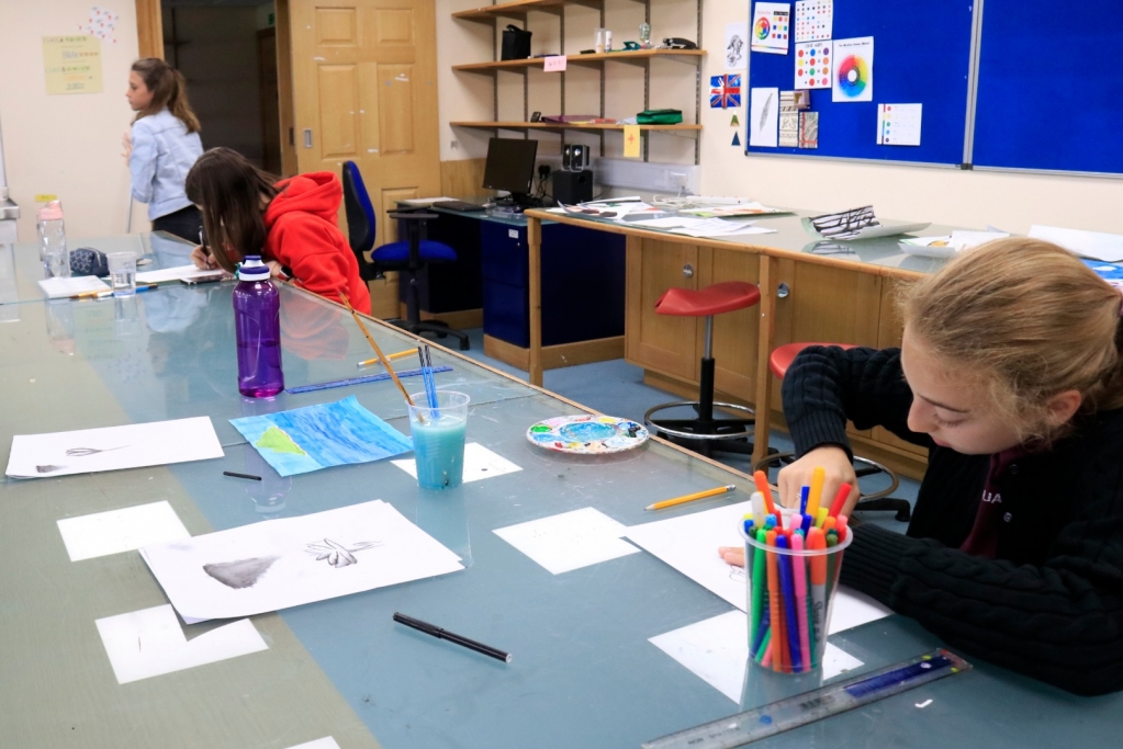 Village Camps International Summer Camp England 2024-07-27 https://www.villagecamps.com/journals_admin/images/2214-7252-_MG_1883.jpg