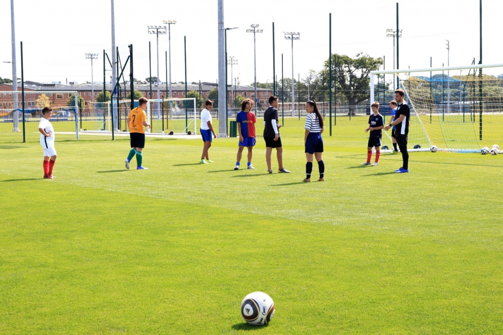 Village Camps International Summer Camp England 2024-07-27 https://www.villagecamps.com/journals_admin/images/2214-7255-_MG_1851.jpg