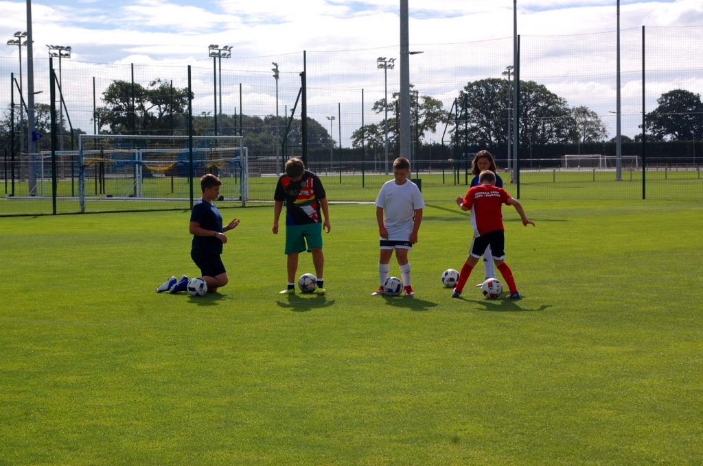Village Camps International Summer Camp England 2024-07-27 https://www.villagecamps.com/journals_admin/images/2215-3941-DSC_0790.jpg