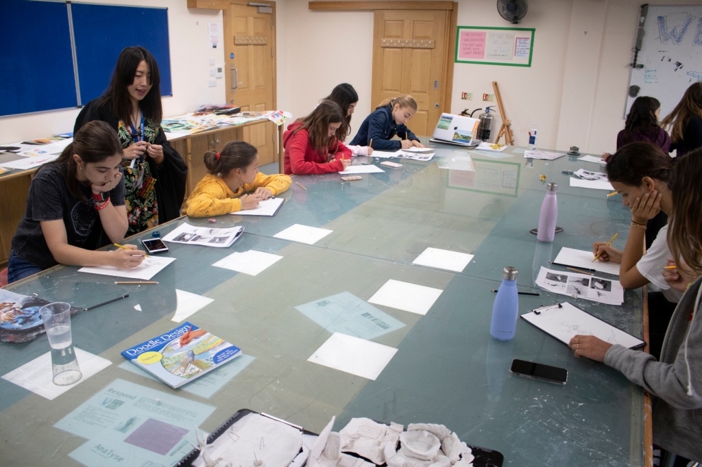 Village Camps International Summer Camp England 2024-07-27 https://www.villagecamps.com/journals_admin/images/2218-7431-_MG_5940.jpg