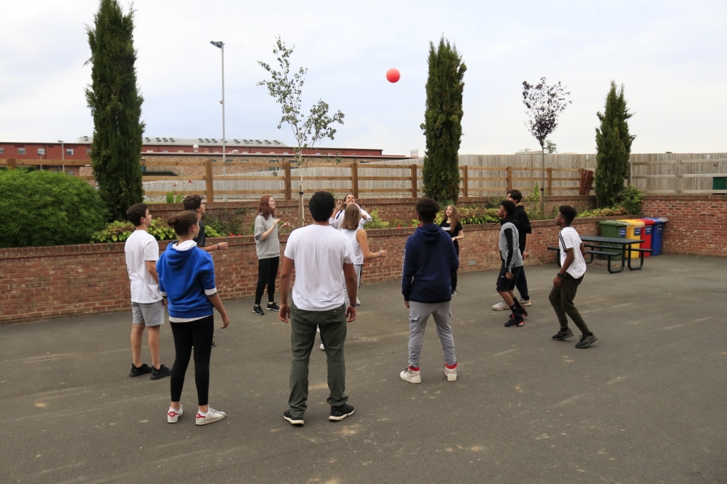Village Camps International Summer Camp England 2024-07-27 https://www.villagecamps.com/journals_admin/images/2218-7437-_MG_7193.jpg