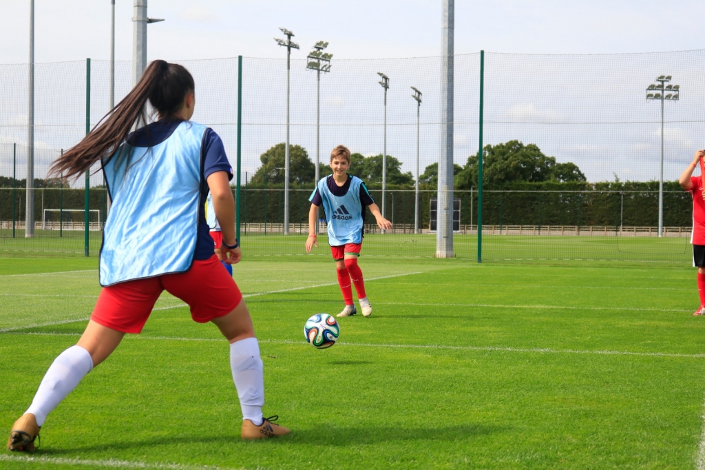 Village Camps International Summer Camp England 2024-07-27 https://www.villagecamps.com/journals_admin/images/2218-7440-_MG_6295.jpg