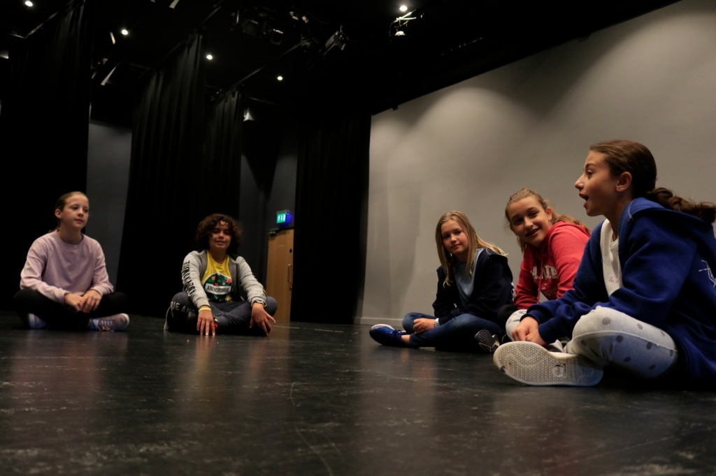 Village Camps International Summer Camp England 2024-07-27 https://www.villagecamps.com/journals_admin/images/2218-7444-_MG_6102.jpg