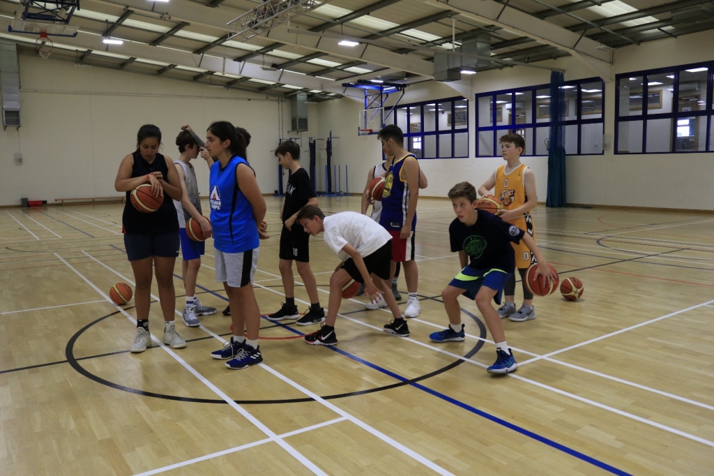 Village Camps International Summer Camp England 2024-07-27 https://www.villagecamps.com/journals_admin/images/2220-1934-_MG_8572.jpg