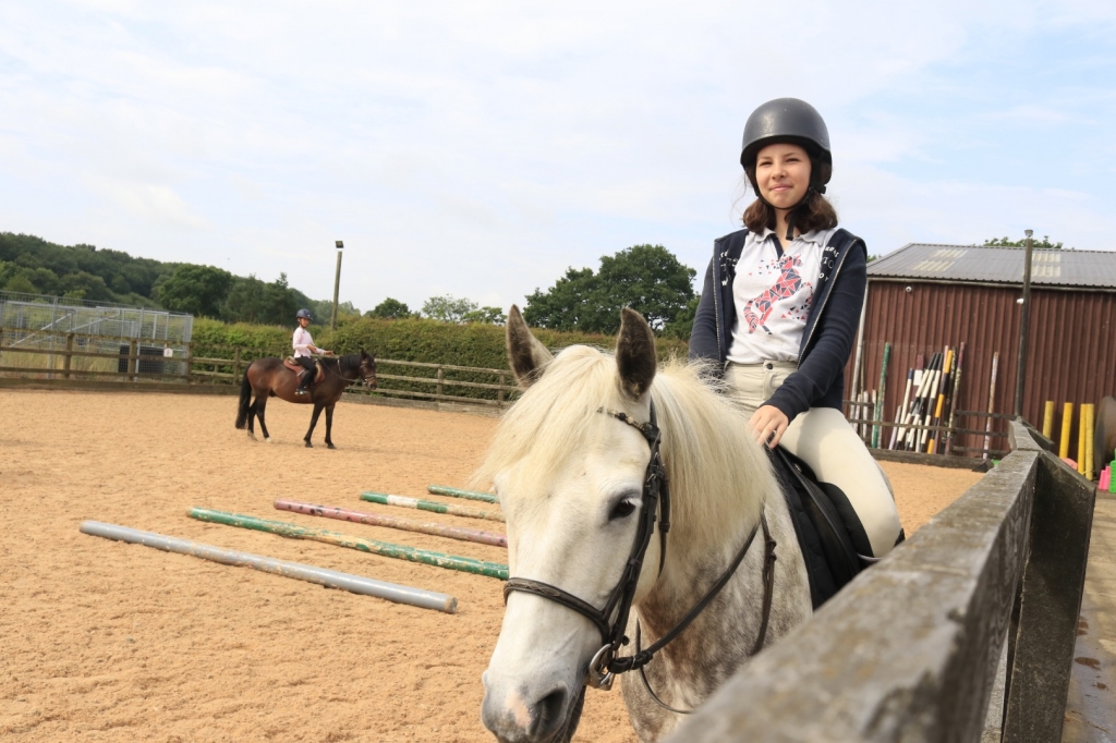 Village Camps International Summer Camp England 2024-07-27 https://www.villagecamps.com/journals_admin/images/2220-1944-_MG_8308.jpg