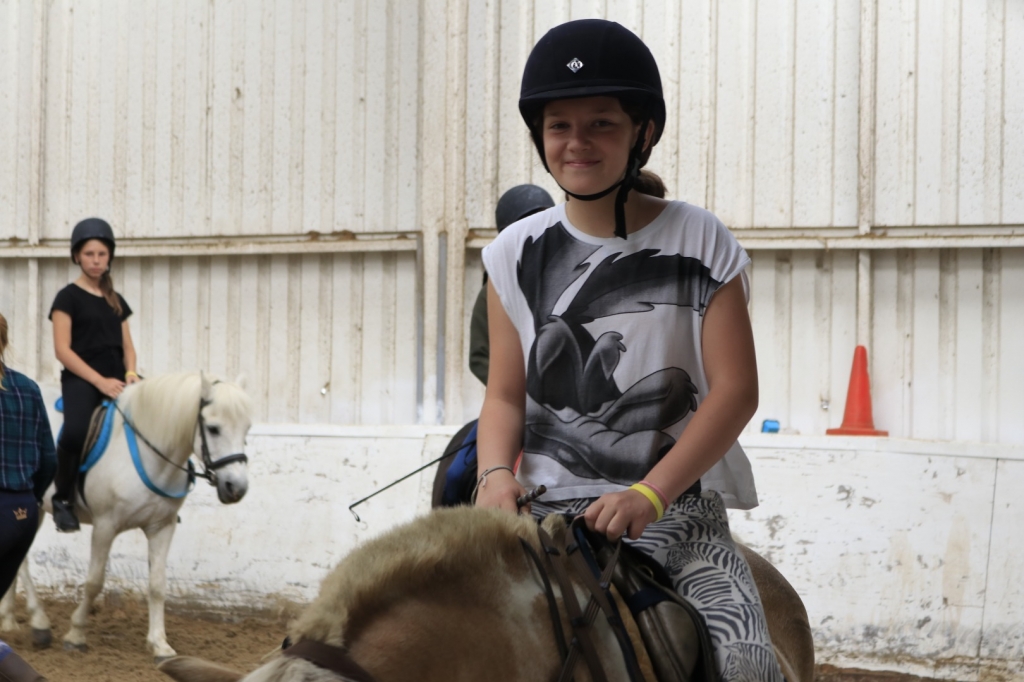 Village Camps International Summer Camp England 2024-07-27 https://www.villagecamps.com/journals_admin/images/2220-1944-_MG_8347.jpg