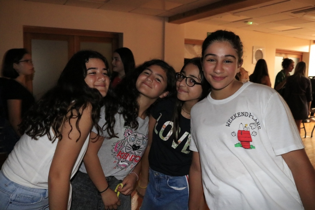 Village Camps International Summer Camp England 2024-07-27 https://www.villagecamps.com/journals_admin/images/2222-1301-_MG_1420.jpg
