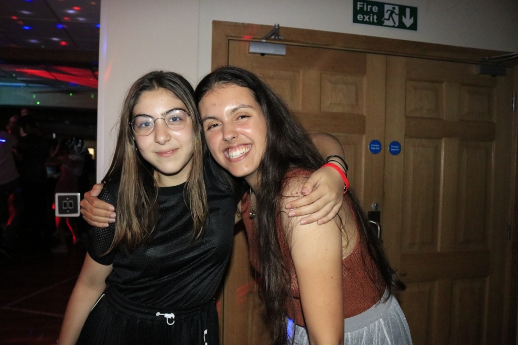 Village Camps International Summer Camp England 2024-07-27 https://www.villagecamps.com/journals_admin/images/2222-5207-_MG_1597.jpg