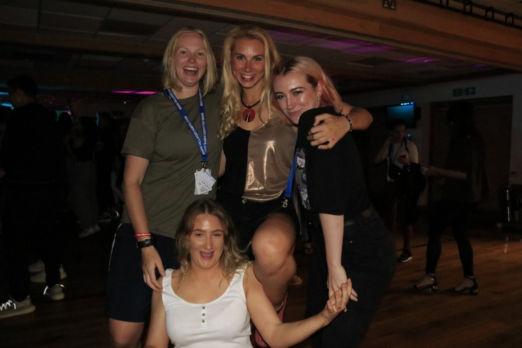 Village Camps International Summer Camp England 2024-07-27 https://www.villagecamps.com/journals_admin/images/2222-5210-_MG_1618.jpg