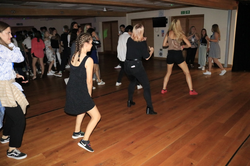 Village Camps International Summer Camp England 2024-07-27 https://www.villagecamps.com/journals_admin/images/2222-5211-_MG_1621.jpg