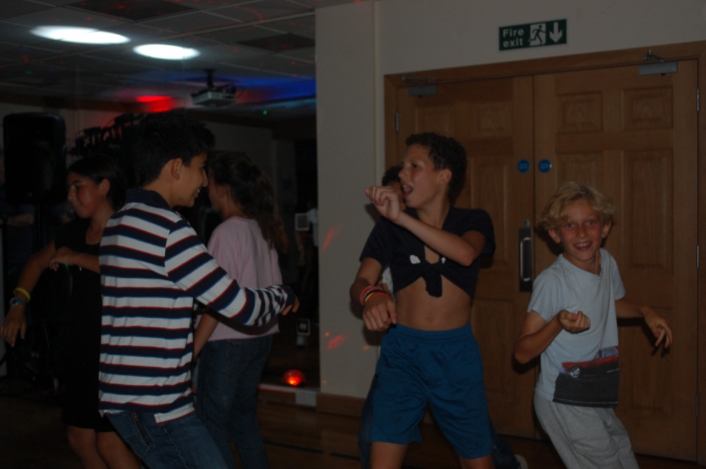 Village Camps International Summer Camp England 2024-07-27 https://www.villagecamps.com/journals_admin/images/2222-5235-DSC_0973.jpg