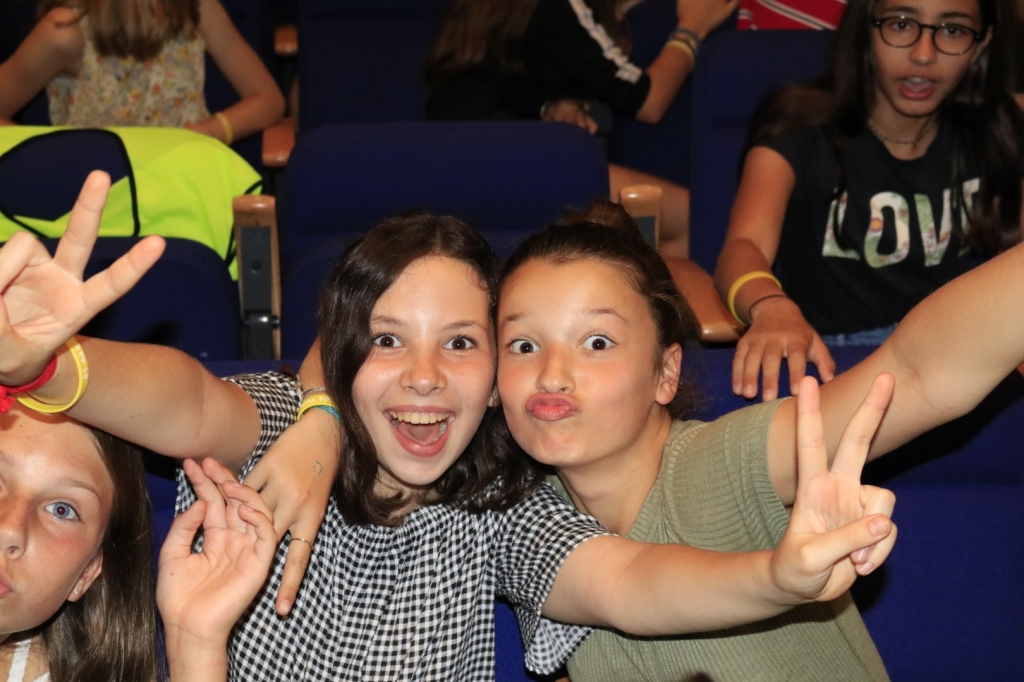 Village Camps International Summer Camp England 2024-07-27 https://www.villagecamps.com/journals_admin/images/2222-5278-_MG_1227.jpg