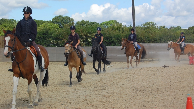 Village Camps International Summer Camp England 2024-07-27 https://www.villagecamps.com/journals_admin/images/225-2-DSC_0247.jpg