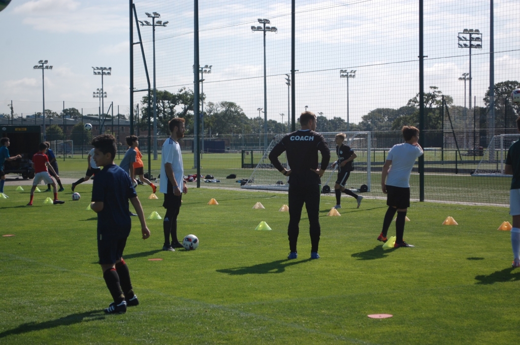 Village Camps International Summer Camp England 2024-07-27 https://www.villagecamps.com/journals_admin/images/2311-8266-DSC_0193.jpg