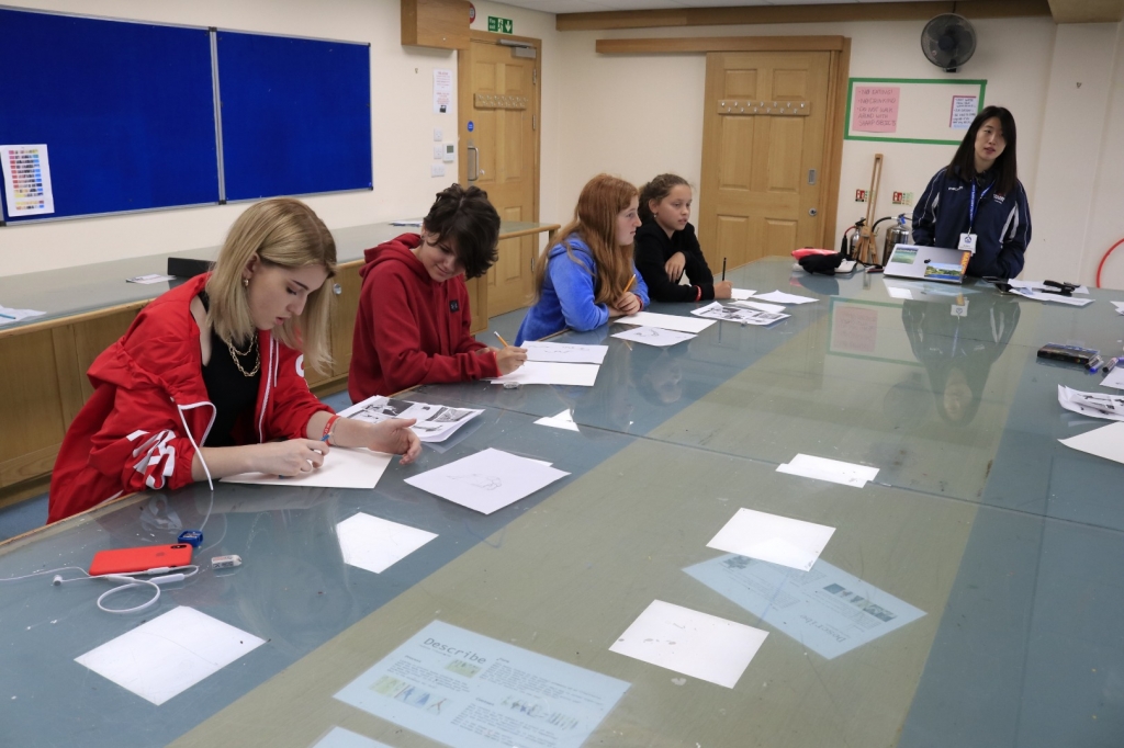 Village Camps International Summer Camp England 2024-07-27 https://www.villagecamps.com/journals_admin/images/2312-3600-_MG_3588.jpg