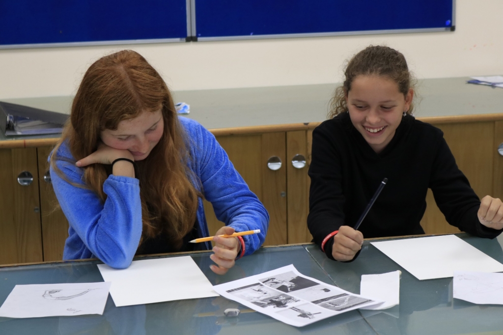 Village Camps International Summer Camp England 2024-07-27 https://www.villagecamps.com/journals_admin/images/2312-3601-_MG_3595.jpg