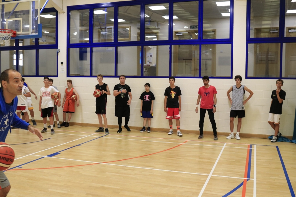 Village Camps International Summer Camp England 2024-07-27 https://www.villagecamps.com/journals_admin/images/2312-3609-_MG_3377.jpg
